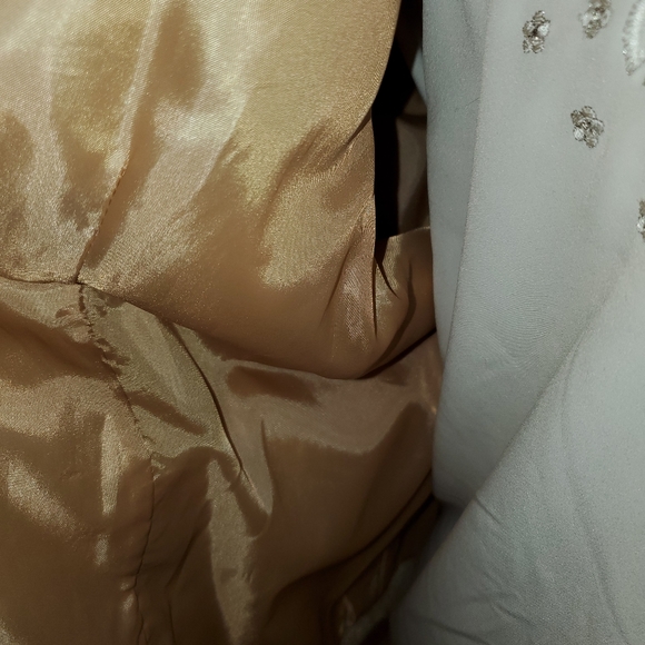 Rich Stylish Blazer - Picture 9 of 9